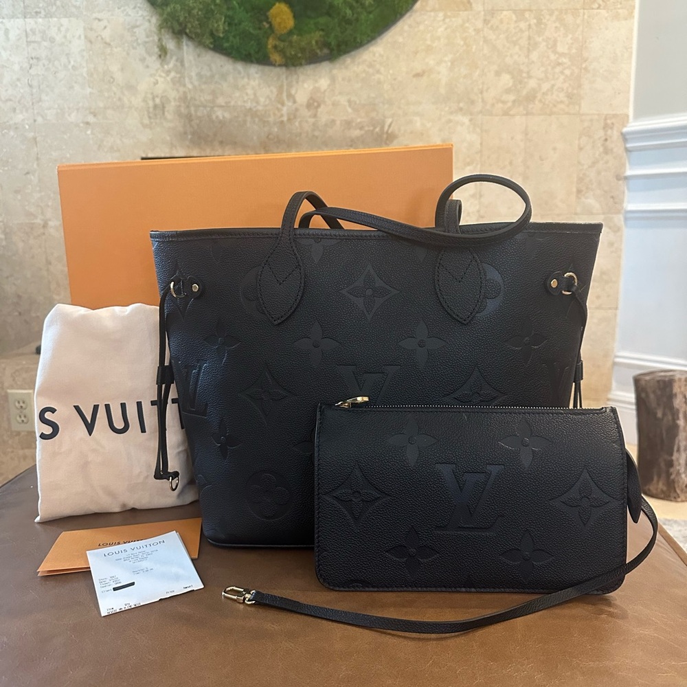 NIB Louis Vuitton Black Leather Empreinte Giant Neverfull tote W Pouch NEW